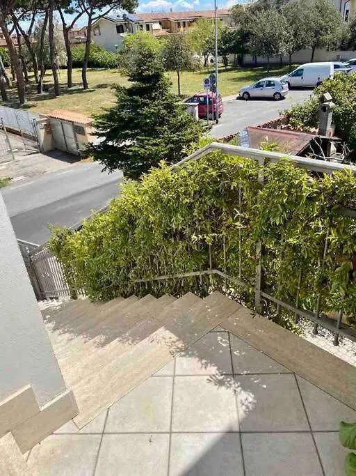 Apartment Appartamento Centrale Fiumicino